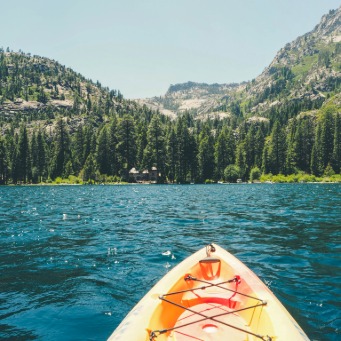 Kayak Lake Tahoe: Paddle Paradise